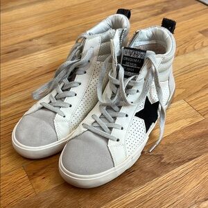 White and Gray VH, vintage Havana, High-Top Sneakers with Black Star
